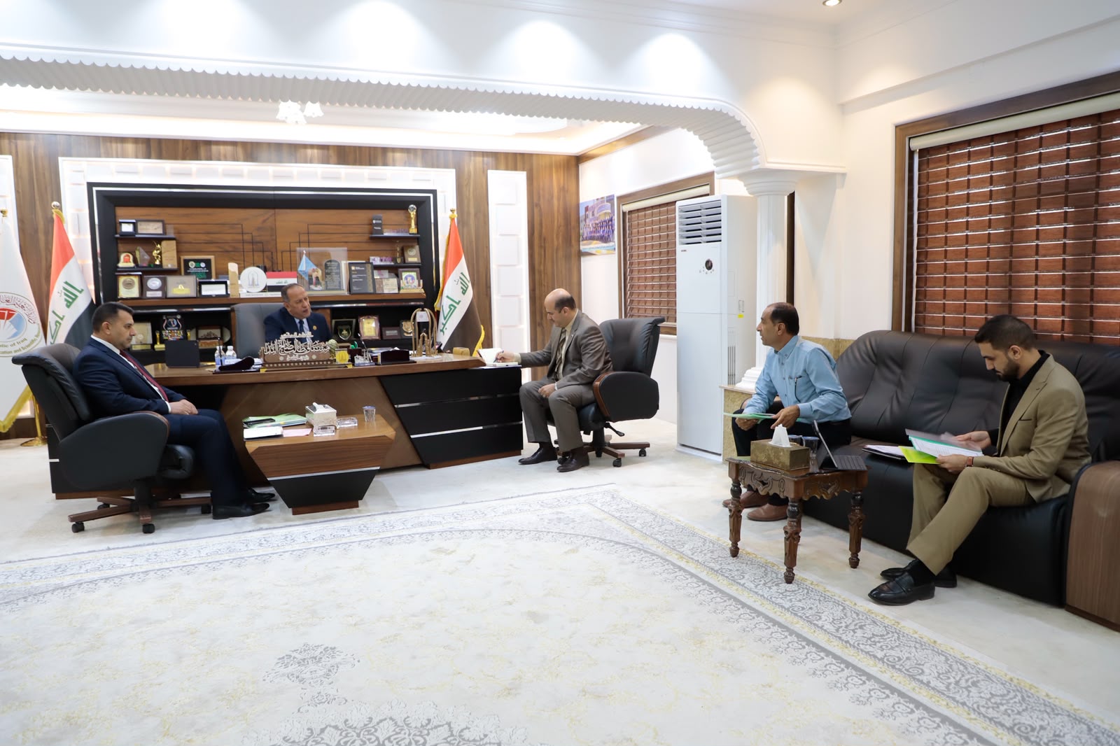 صورة من مقابلات السيد رئيس الجامعة